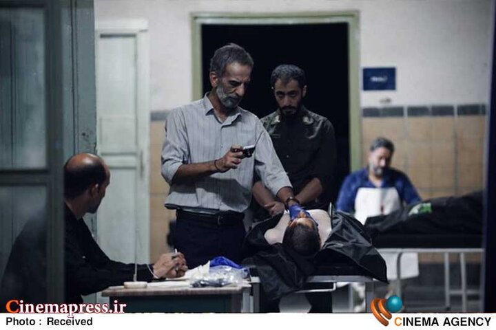 از محل برگزاری بیکیفیت تا آثاری که چنگی به دل نمیزند/ وقتی نهادهای انقلابی کارکرد خود را گم کردهاند!