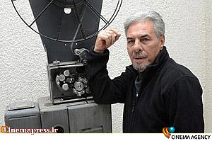 تسلیمی: سینمای امروز ایران از سینمای فیلمفارسی هم عقب مانده تر است/ سینما را بدل به بنگاه بساز بفروشی کردند