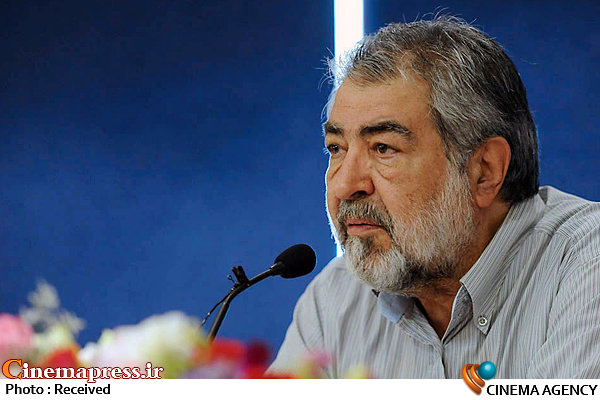 محمود عزیزی و برادران لومیر در خیابان های پاریس دکتر محمود عزیزی*