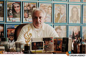 معلم: تفکیک جشنواره فجر بدون توجه به نظر کارشناسان و متخصصان سینما، رسانه و صنعت انجام شده / سیستم امروز سینمای ما ارباب و رعیتی است! علی معلم مدیر مسئول دنیای تصویر