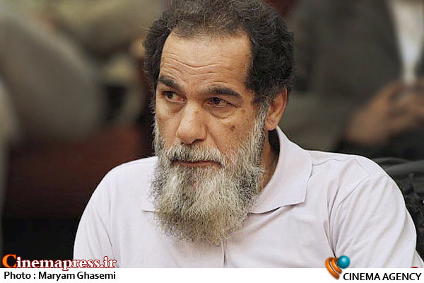 «کلاشینکف» سعید سهیلی پروانه ساخت گرفت سعید سهیلی کارگردان در جلسه رئیس سازمان سینمایی با صنوف سینما