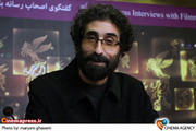 علی قوی تن در نشست فیلم آفتاب مهتاب زمین در جشنواره فیلم فجر