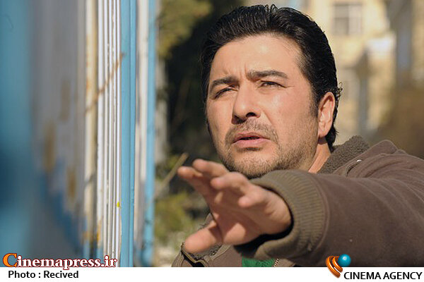 یک سریال و دو فیلم سینمایی آماده پخش دارم امیرحسین صدیق در تله فیلم «بهترین همسایه دنیا»