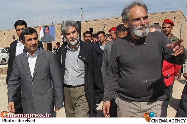 جهانگیر الماسی: آقایان! تکلیف«رنج و سرمستی» را روشن کنید/ حاضرم دوباره فیلم را تدوین کنم بازدید احمدی نژاد از پروژه رنج سرمستی با حضور جهانگیر الماسی و محمد نشاط