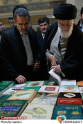 بازديد مقام معظم رهبری از بیست و ششمین نمایشگاه بین المللی کتاب تهران