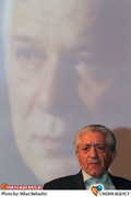 عزت اله انتظامی در  مراسم نکوداشت خسرو سینایی در خانه هنرمندان