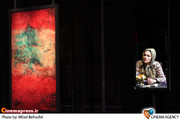 شایسته ایرانی  در نمایش ناتمام به کارگردانی سیما تیر انداز