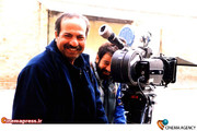  « رسول ملاقلی پور» کارگردان سینمای ایران در پشت صحنه فیلم میم مثل مادر 