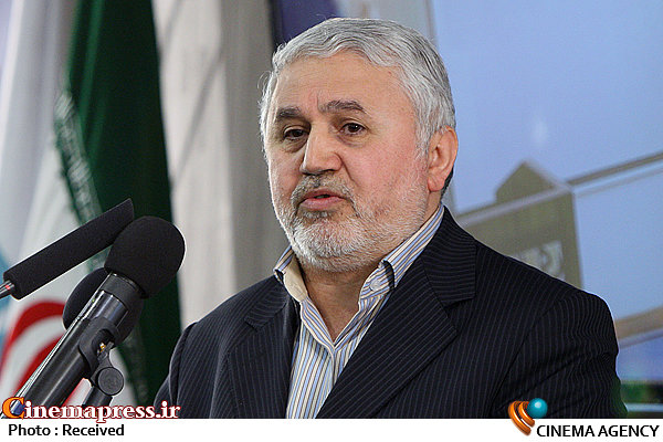 باید در ۴۰ سالگی انقلاب نماد وحدت ملی باشیم/ رونمایی از ۱۳۰ مستند با موضوع شهدای مدافع حرم در هفته دفاع مقدس  علی دارابی