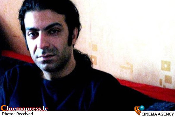 آدمیت: مهمترین معضل خانه سینما طبقاتی شدن صنوف آن است/ همچنان در انتظار وعده های مسئولان برای تخصیص بیمه بیکاری و تأمین امنیت شغلی هستیم فرهنگ آدمیت