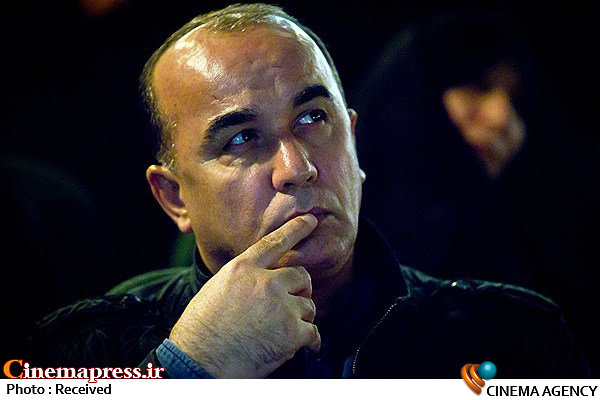 بعد از چهل سال زخم زدن و زخم خوردن، به فرهنگ و هنر، سیاسی نگاه نکنیم بهزاد بهزادپور