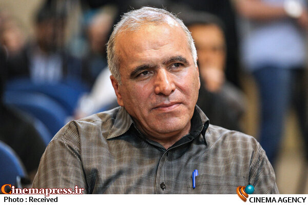 متأسفانه مدیران تصمیم گیرنده در حوزه مستند آنقدر دغدغههای دیگر دارند که از برخی موضوعات غافل میشوند احمد جان میرزایی