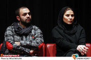 سحر دولت شاهی و صابر ابر در نشست نقد وبررسی فیلم «آسمان زرد کم عمق» در فرهنگسرای ارسباران