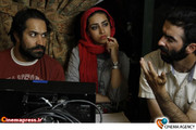نمایی از پشت صحنه فیلم «خسته نباشید» به کارگردانی محسن قرایی وافشین هاشمی