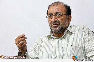 رحماندوست: دفتر «هنر و ادبیات عاشورایی» سفارشدهنده آثار عاشورایی سینمایی به حوزه هنری است
 مجتبی رحماندوست*