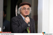 فریدون جیرانی در مراسم تشییع پیکر «پرتو مهتدی» منتقد و مترجم سینمایی