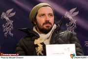هومن بهمنش در نشست فیلم «زندگی مشترک آقای محمودی و بانو» در جشنواره فیلم فجر
