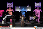 اجرای محمد اصفهانی در بیست و نهمین جشنواره موسیقی فجر