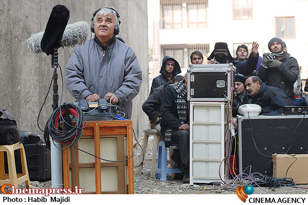 افراد متخصص نیز نمی توانند از خدمات صنفی برخوردار شوند/ نگاه یکسانی بین همه صنوف وجود ندارد عباس رستگار پور*