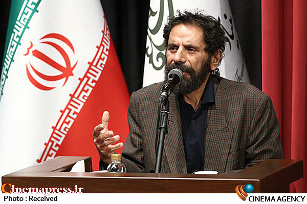 زنده یاد ریاحی هیچ گاه جلوی دوربین وجه فیلمساز بودن خود را به رخ نمی کشید/ جای خالی ایشان در سینمای کشور پر نخواهد شد مجید جوانمرد