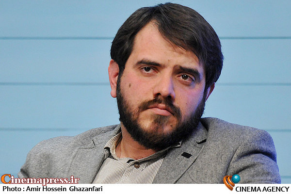 اکران «بدون مرز» در تابستان قطعی است/ پیش تولید «۵۷» دانش اقباشاوی تا دو هفته دیگر بطور جدی آغاز میشود مجتبی امینی در ویژه برنامه «یک فیلم، یک سلام»