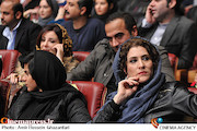 ویشکا آسایش در افتتاحیه سی و سومین جشنواره بین‌المللی فیلم فجر