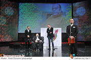 بزرگداشت محمدعلی کشاورز در افتتاحیه سی و سومین جشنواره بین‌المللی فیلم فجر