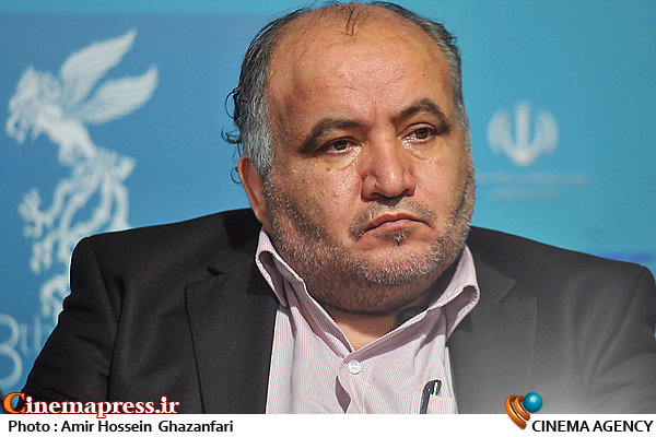 آخوندی: متأسفم که هیچ اثری از انقلاب در حوزه فرهنگی دیده نمی شود/ چرا حتی یک فیلم ماندگار راجع به انقلاب اسلامی نداریم؟ حمید آخوندی در نشست خبری فیلم سینمایی«چاقی»