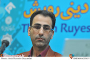 بهنام بهادری در نشست خبری نهمین جشنواره فیلم دینی رویش