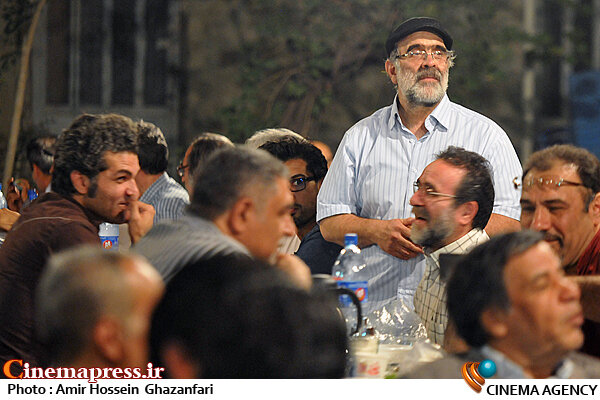 اصغر نقی زاده در ضیافت افطاری  انجمن سینمای انقلاب و دفاع مقدس