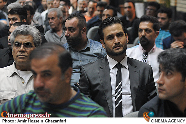 تا زمانی که سندیکایی واقعی برای رسیدگی به امور هنرمندان وجود نداشته باشد نمیتوان امیدی به بهبود اوضاع داشت! پویا امینی در مراسم ختم مرحوم سید علی طباطبایی