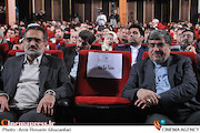 علی جنتی و محمد حسینی در آیین اختتامیه کنگره ملی ۲۰۰۰ شهید هنرمند