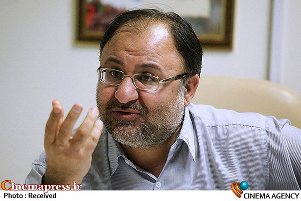 باید شر افراد کاسبکار از سر فرهنگ و هنر کشور کم شود/ اسفا که مدیران اراده ندارند و می ترسند با این افراد به مقابله برخیزند! محمدصادق کوشکی