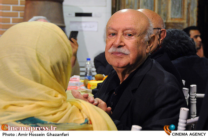 نشان ویژه «جایزه آهنگسازی خالقی» به «فرهاد فخرالدینی» اهدا میشود نشان ویژه «جایزه آهنگسازی خالقی» به «فرهاد فخرالدینی» اهدا میشود