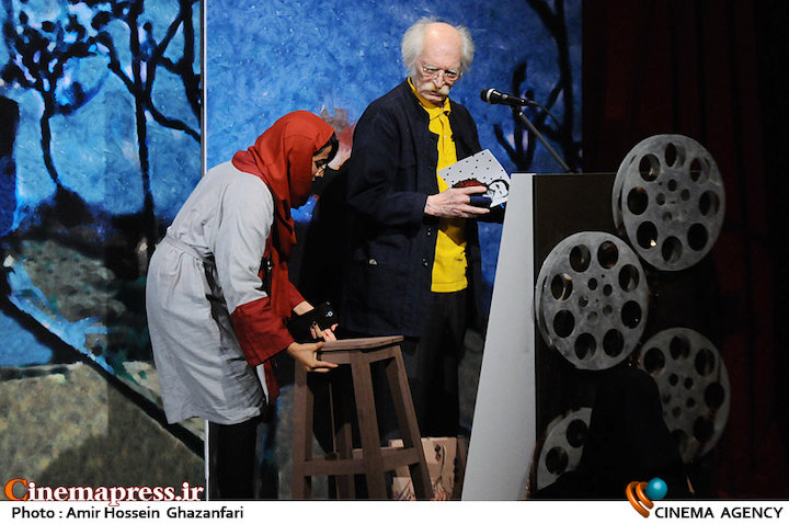 «محمود دولت‌ آبادی» با یک کتاب لاغر ۸۶ صفحه‌ای به «نمایشگاه کتاب تهران» می‌آید