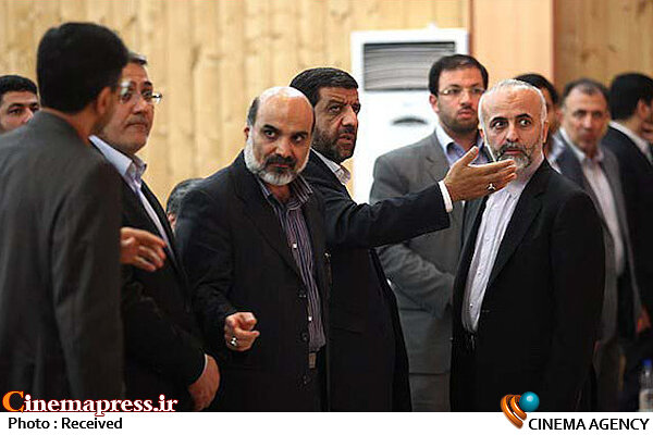 وقتی مدیران فرهنگی سعی می کنند تا بی لیاقتی خود را با عنوان «فتنهانگیزی ستون پنجم» توجیه کنند! آیا  عسکری در اداره رسانه ملی سرافراز خواهد شد؟ (2)