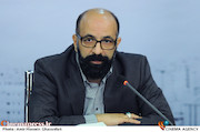 امیر عبدالحسینی در نشست خبری پنجمین جشنواره تئاتر شهر 