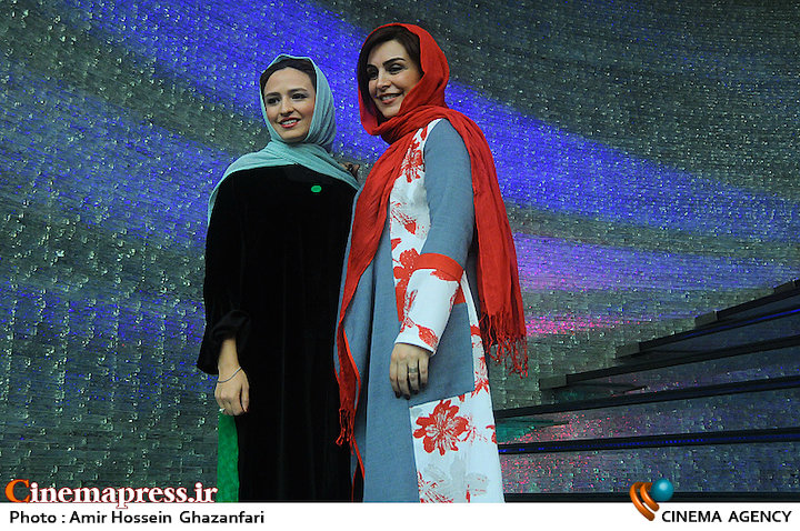 صید بازیگران و هنرمندان توسط شبکه «جم» به روایت «ماهچهره خلیلی»  ماه چهره خلیلی و گلاره عباسی در اکران خصوصی فیلم سینمایی«هیهات»