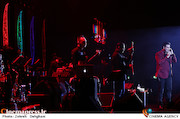 کنسرت امید حاجیلی در سی و دومین جشنواره موسیقی فجر