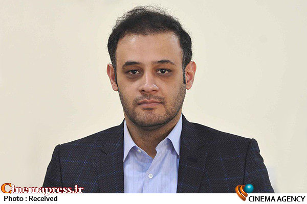 فهیم: کسانی که بیانیه خطاب به نیروهای مسلح را تهیه کردند از هنر خالی و پر از عقده و شعار و سیاست زدگی هستند آرش فهیم