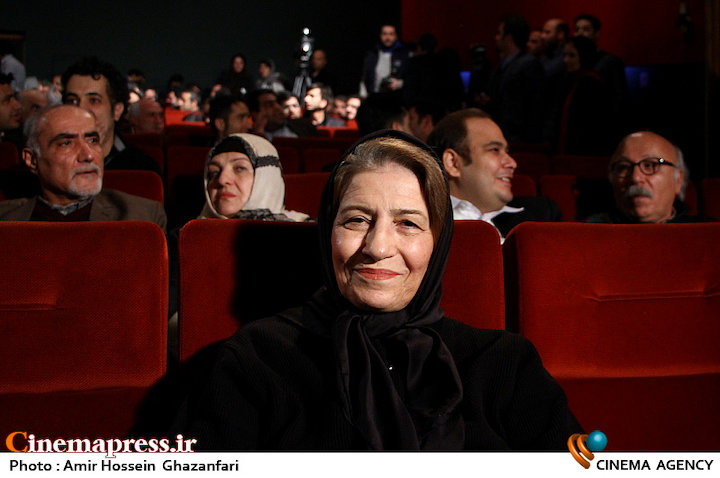 احترام برومند در رونمایی از پوستر سی‌وپنجمین جشنواره فیلم فجر