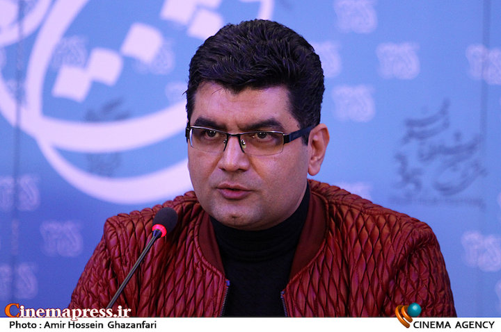 کارگردان سینما: کل جشنواره امسال اشتباه بود! +عکس علی عطشانی در نشست خبری فیلم سینمایی «یادم تو را فراموش»