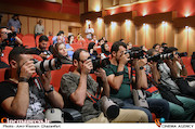 عکاسان حاظر در نشست رسانه ای بیست و پنجمین جشنواره سراسری تئاتر سوره