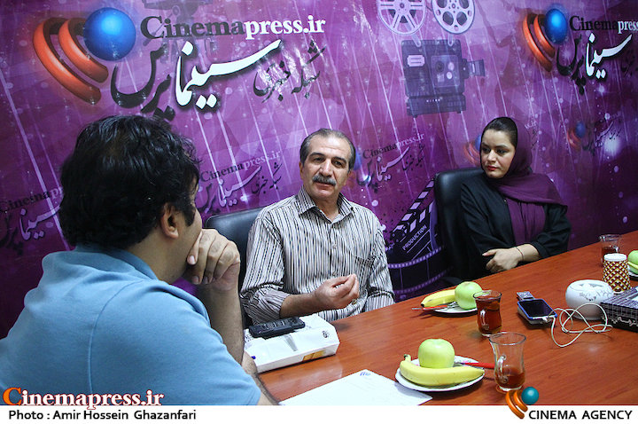 دوستی: منتقدانی که نه وارث دین بودند و نه شریعت فیلم مرا مورد حمله قرار داده اند/ دفاع مقدس قطعه مهمی از تاریخ معاصر کشورمان است نشست نقد و بررسی فیلم سینمایی دریاچه ماهی