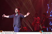 کنسرت حامد همایون در سی و سومین جشنواره موسیقی فجر