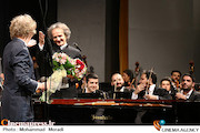 اجرای ارکستر سمفونیک تهران در سی و سومین جشنواره موسیقی فجر