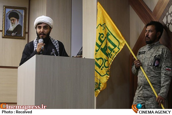 فلاح فر: باعث تأسف است که موضوعات ارزشمندی نظیر مقاومت و دفاع مقدس جایگاهی در سینمای مستند ندارند/ دولت عقب ماندگی ۸ سال اخیر را جبران کند حجت الاسلام ساسان فلاحفر
