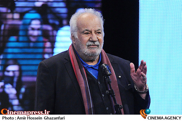 در دهه ۶۰ هر کسی را خواستند ممنوع الکار کردند ناصر ملک مطیعی