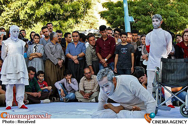 «سیزدهمین جشنواره تئاتر خیابانی شهروند لاهیجان» فراخوان منتشر کرد جشنواره تئاتر خیابانی شهروند