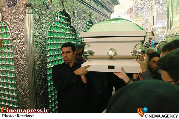پیکر «ضیاءالدین دری» در حرم حضرت شاهچراغ(ع) تشییع شد تشییع پیکر ضیاءالدین دری در صحن مطهر حضرت شاهچراغ(ع)